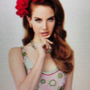 Meet your Posher, Candice